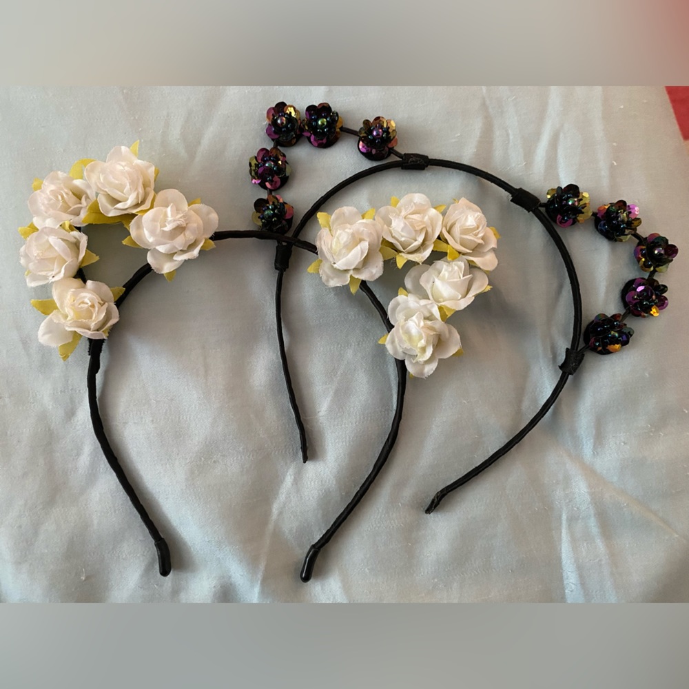 Two pack flower cat ears